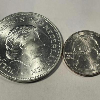 Netherlands 1970 Brilliant Uncirculated 10 Gulden Silver Coin KM#195 as Pictured.