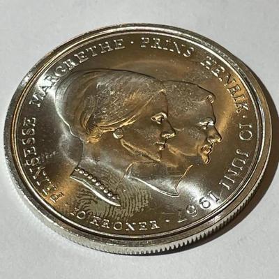 DENMARK 1967 Uncirculated Silver 10 Gulden Kroner Silver Coin as Pictured.