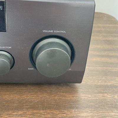 LOT 294: Kenwood AV Surround Receiver VR-306