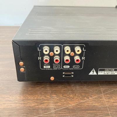 LOT 295: Pioneer Graphic Equalizer Model GR-777