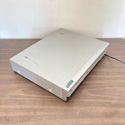 LOT 296: Zenith DVD Recorder / Video Cassette Recorder Model ZRY-316