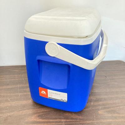 LOT 52: Igloo Island Breeze Cooler, Three Lanterns, Storage Tote with Garden Tools and More