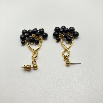 LOT 60: Fashion Jewelry - Faux Pearl Necklaces, Earrings and More