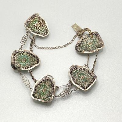 LOT 62: 10KT, TW 21.44g- 10k THC White Gold Carved Jadite Buddha Bracelet