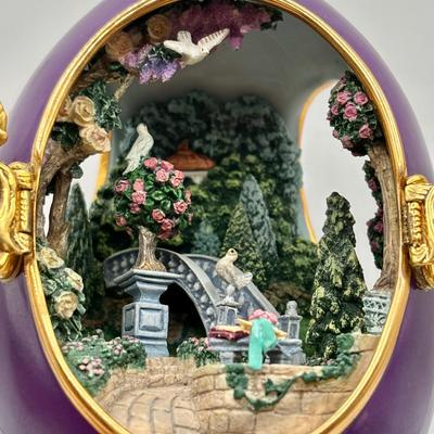 LOT 63: Lenox Perfume Bottle & Collector Society Trinket Box, Vintage Decorative Egg w/Golden Gates & Just the Right Shoe...