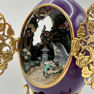 LOT 63: Lenox Perfume Bottle & Collector Society Trinket Box, Vintage Decorative Egg w/Golden Gates & Just the Right Shoe...