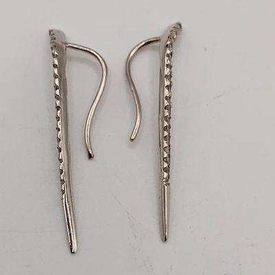 LOT 76: White Gold Pierced Earrings 14KT, TW 2.03g