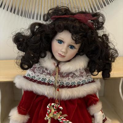 LOT 84: Porcelain Doll Collection
