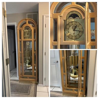 LOT 87: Ridgway Curio Grandfather Clock