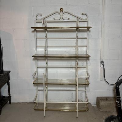 LOT 91: Bakers Rack