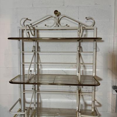 LOT 91: Bakers Rack