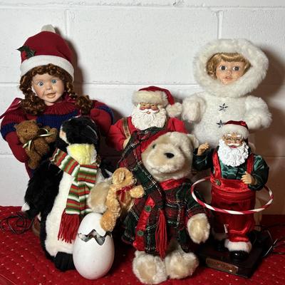 LOT 99: Holiday Animated or Musical Figures