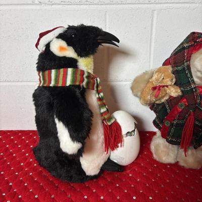 LOT 99: Holiday Animated or Musical Figures