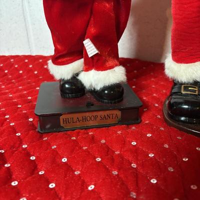 LOT 99: Holiday Animated or Musical Figures
