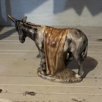 LOT 105: Vintage Handcrafted Nativity Set