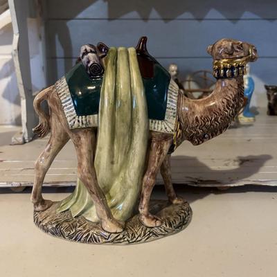 LOT 105: Vintage Handcrafted Nativity Set