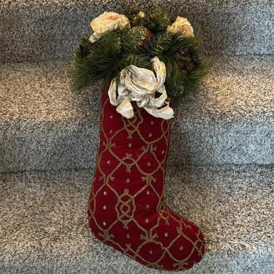 LOT 106: Holiday Decor: Santa Figure, Gold Wire Sleigh, Floral Centerpiece and More