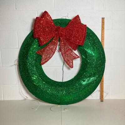 LOT 271: Large Size Lighted Wreath