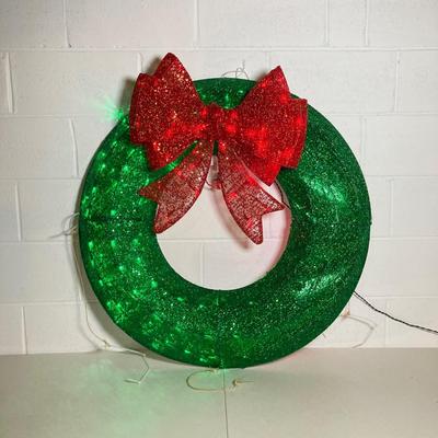LOT 271: Large Size Lighted Wreath