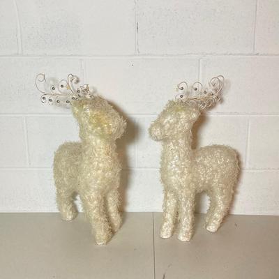 LOT 277: Holiday Decor - Pair of Deer with Wood / Metal Sleigh filled with Faux Flowers / Doves