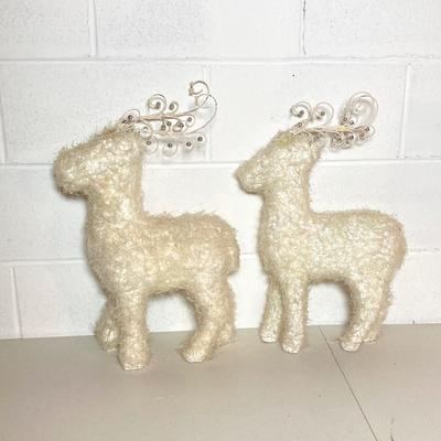 LOT 277: Holiday Decor - Pair of Deer with Wood / Metal Sleigh filled with Faux Flowers / Doves