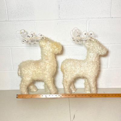 LOT 277: Holiday Decor - Pair of Deer with Wood / Metal Sleigh filled with Faux Flowers / Doves