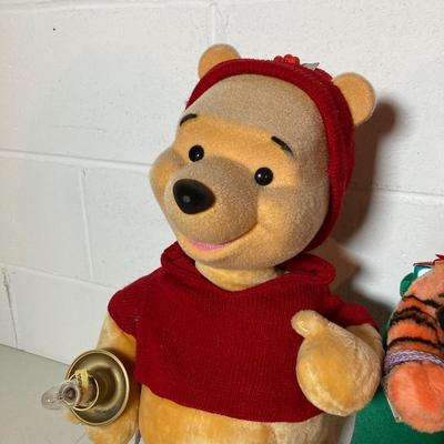 LOT 279: Disney's Winnie the Pooh and Tigger Telco Motion-ette Electronic Display Figures with Adapters