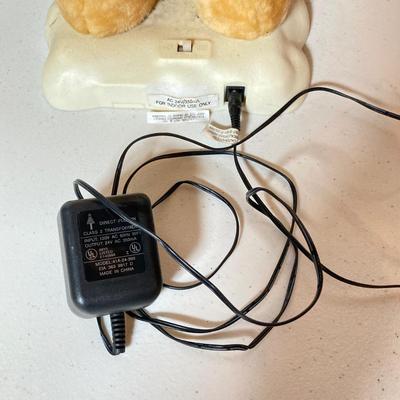 LOT 279: Disney's Winnie the Pooh and Tigger Telco Motion-ette Electronic Display Figures with Adapters