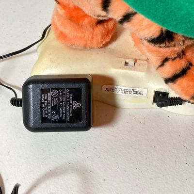 LOT 279: Disney's Winnie the Pooh and Tigger Telco Motion-ette Electronic Display Figures with Adapters