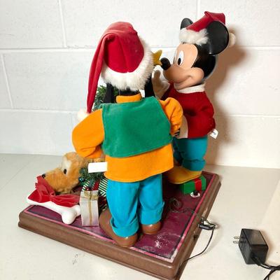LOT 282: Disney's Electrical Musical / Lighted Christmas Display