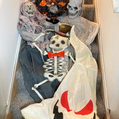 LOT 284: Halloween Decor - Skeletons, Ghosts (Inflatables) and More