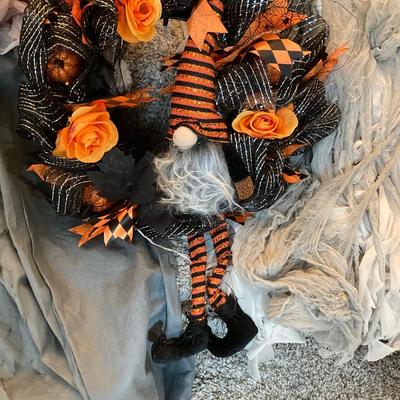 LOT 284: Halloween Decor - Skeletons, Ghosts (Inflatables) and More
