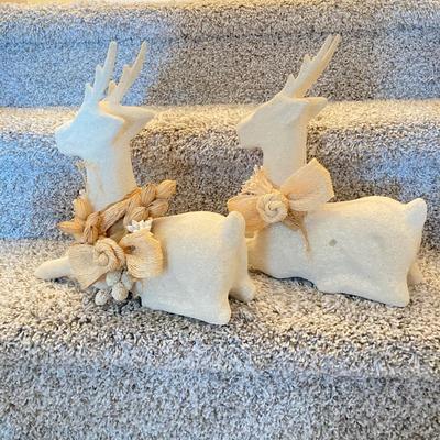 LOT 288: Holiday Gift Wrap and Decorations in Large Storage Tote