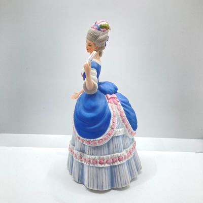 LOT 171: Lenox Fine Porcelain Sculptures - "Govenor's Garden Party" and "Grand Voyage"