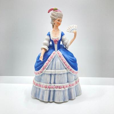LOT 171: Lenox Fine Porcelain Sculptures - "Govenor's Garden Party" and "Grand Voyage"