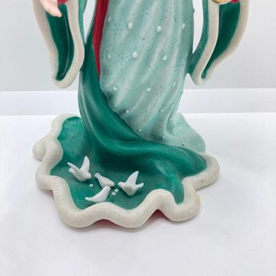 LOT 173: Lenox Limited Edition Number 0246 1995 Christmas Princess "Christina"