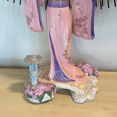 LOT 179: 1989 The Franklin Mint - "Yoshiko Manabu Saito" Fine Porcelain Figurine