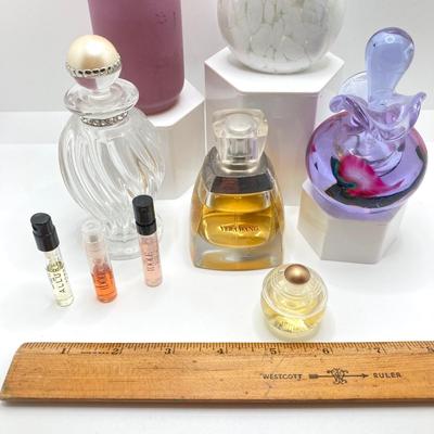LOT 181: Perfume (Chanel /Vera Wang / Alexander Julian / Lancome), Bottles (Signed Included), Cristal Sevres France Frosted Bird and Moe