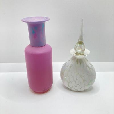 LOT 181: Perfume (Chanel /Vera Wang / Alexander Julian / Lancome), Bottles (Signed Included), Cristal Sevres France Frosted Bird and Moe