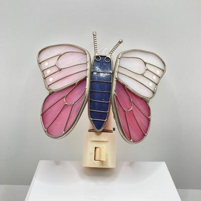 LOT 183: Decorative Wire Bathtub with HydroNova Skin Care Boxes, Hand Towels, Butterfly Shaped Night Light, Hand Towels and More