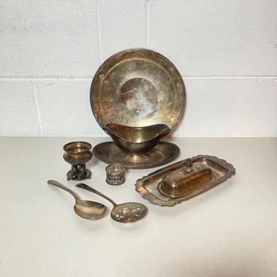 LOT 186: Cuisinart Electric Fondue Set in Original Package, Breville Blender Model CBL10XL and Collection of Silver Plated Kitchenware...