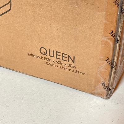 LOT 188: King Koil Mattress Co. Luxury Airbed in Original Box - Queen Size