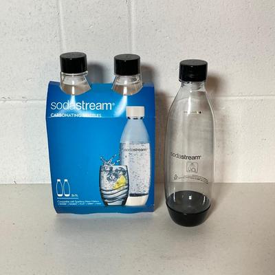 LOT 189: Soda Stream Machine with Accessories