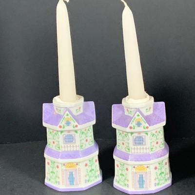 LOT 206: Lenox the Love Village Clock, Candlesticks, Napkin Holder with Cloth Napkins