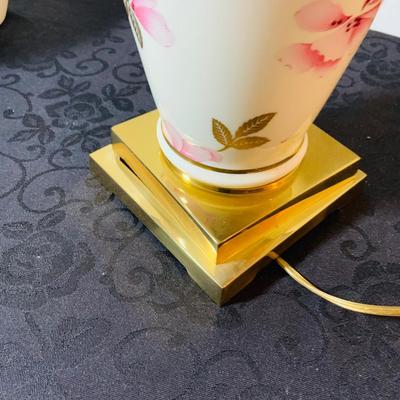 LOT 223: Lenox Porcelain Floral Table Lamp and Lenox Crescent Peachtree Vase