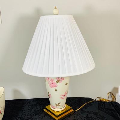 LOT 223: Lenox Porcelain Floral Table Lamp and Lenox Crescent Peachtree Vase