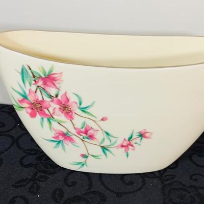 LOT 223: Lenox Porcelain Floral Table Lamp and Lenox Crescent Peachtree Vase