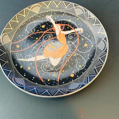 LOT 225: Set of Five (5) Franklin Mint - Royal Doulton House of Erte Art Deco Collectors Plates