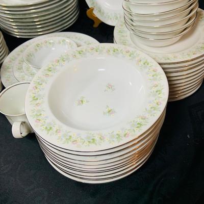 LOT 233: Johann Haviland Bavaria China Forever Spring 7 Piece Table Settings - Cup, Saucer, Dinner Plate, Salad Plate, Dessert Plate,...