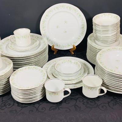 LOT 233: Johann Haviland Bavaria China Forever Spring 7 Piece Table Settings - Cup, Saucer, Dinner Plate, Salad Plate, Dessert Plate,...